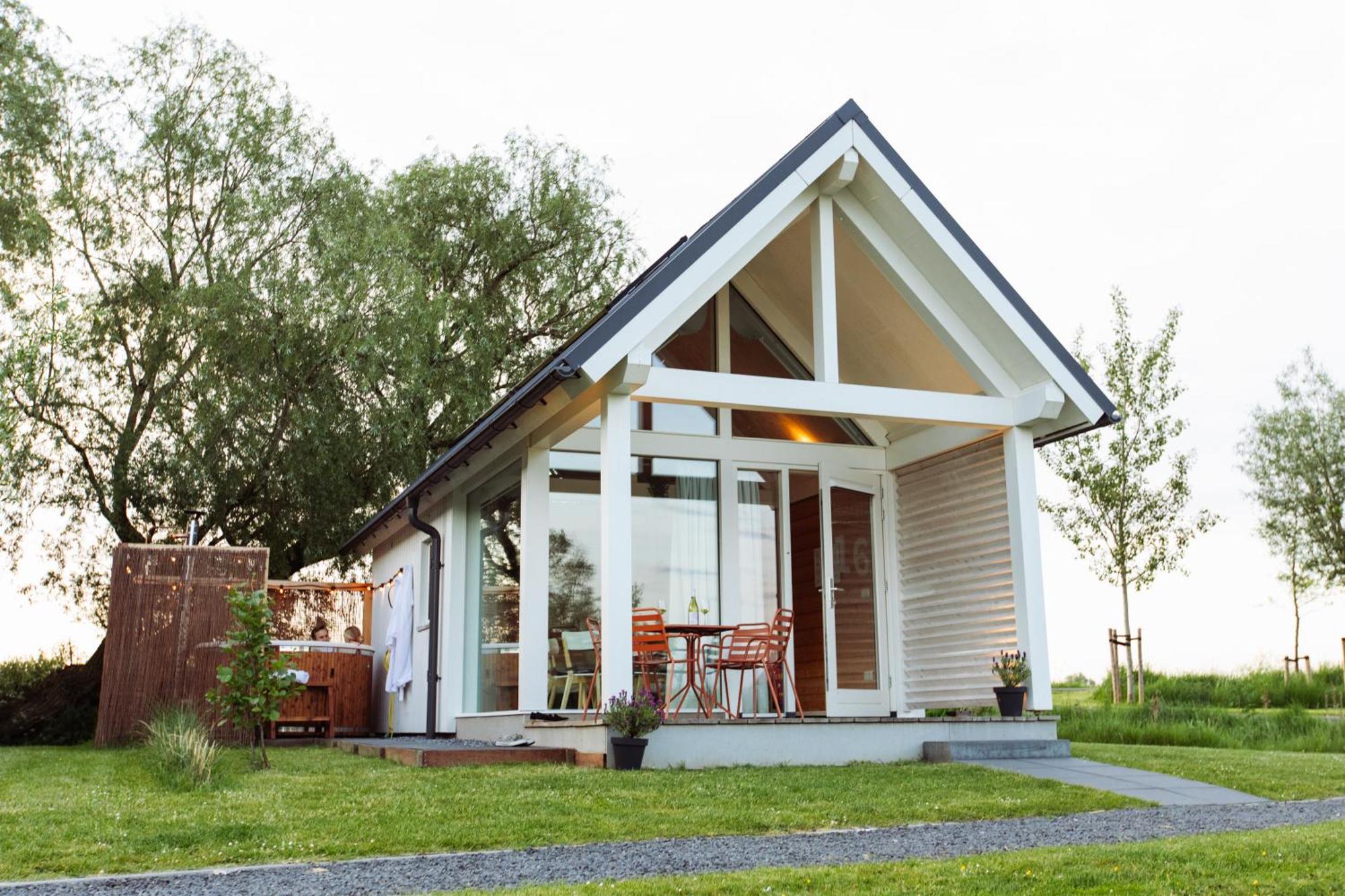 Tiny House - Optioneel Met Hottub Apartment Dokkum Ruang foto