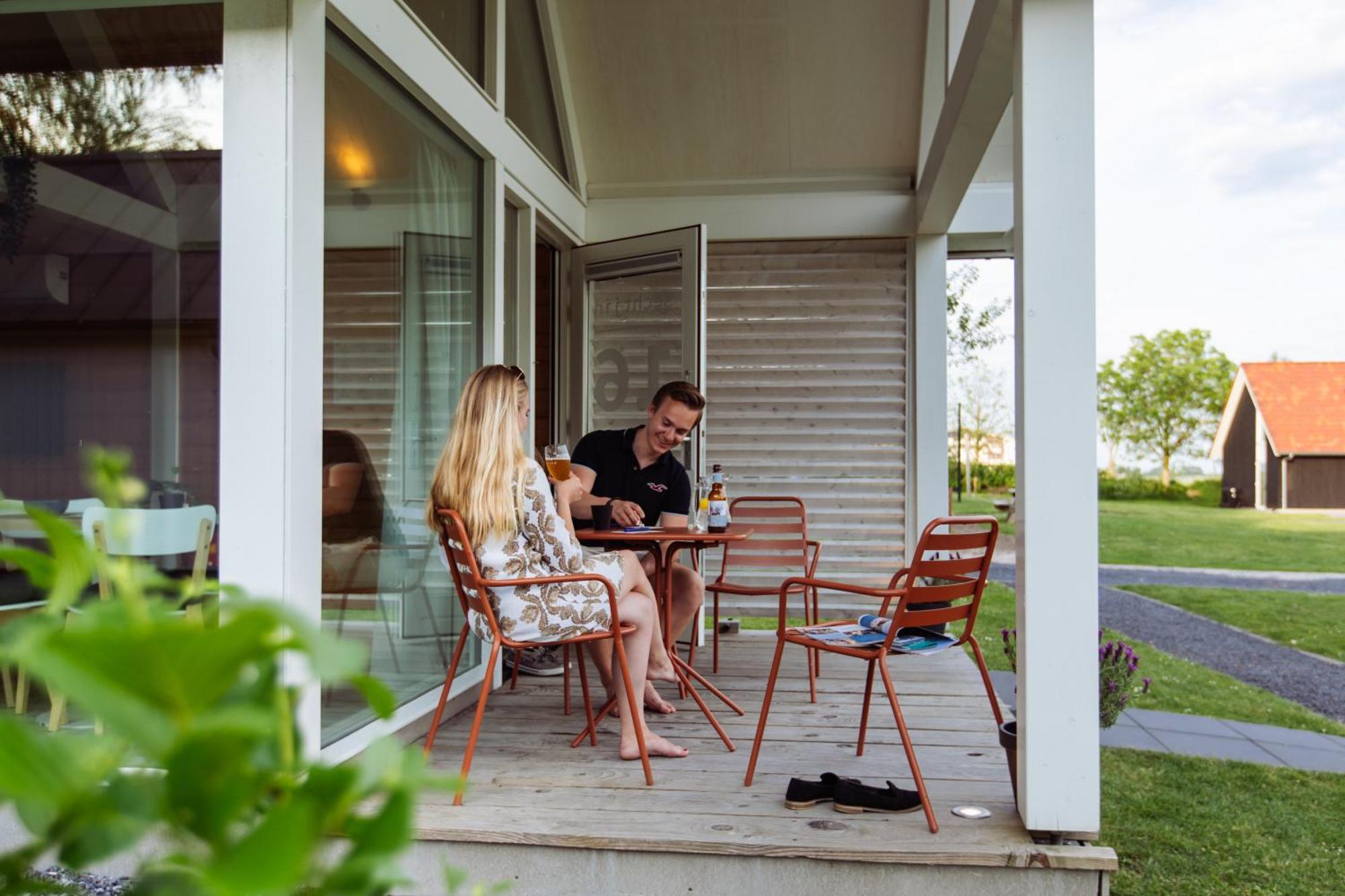Tiny House - Optioneel Met Hottub Apartment Dokkum Ruang foto